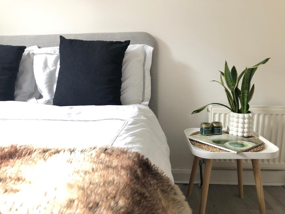 Bright Chiswick Apartment - Great Location London Exterior foto