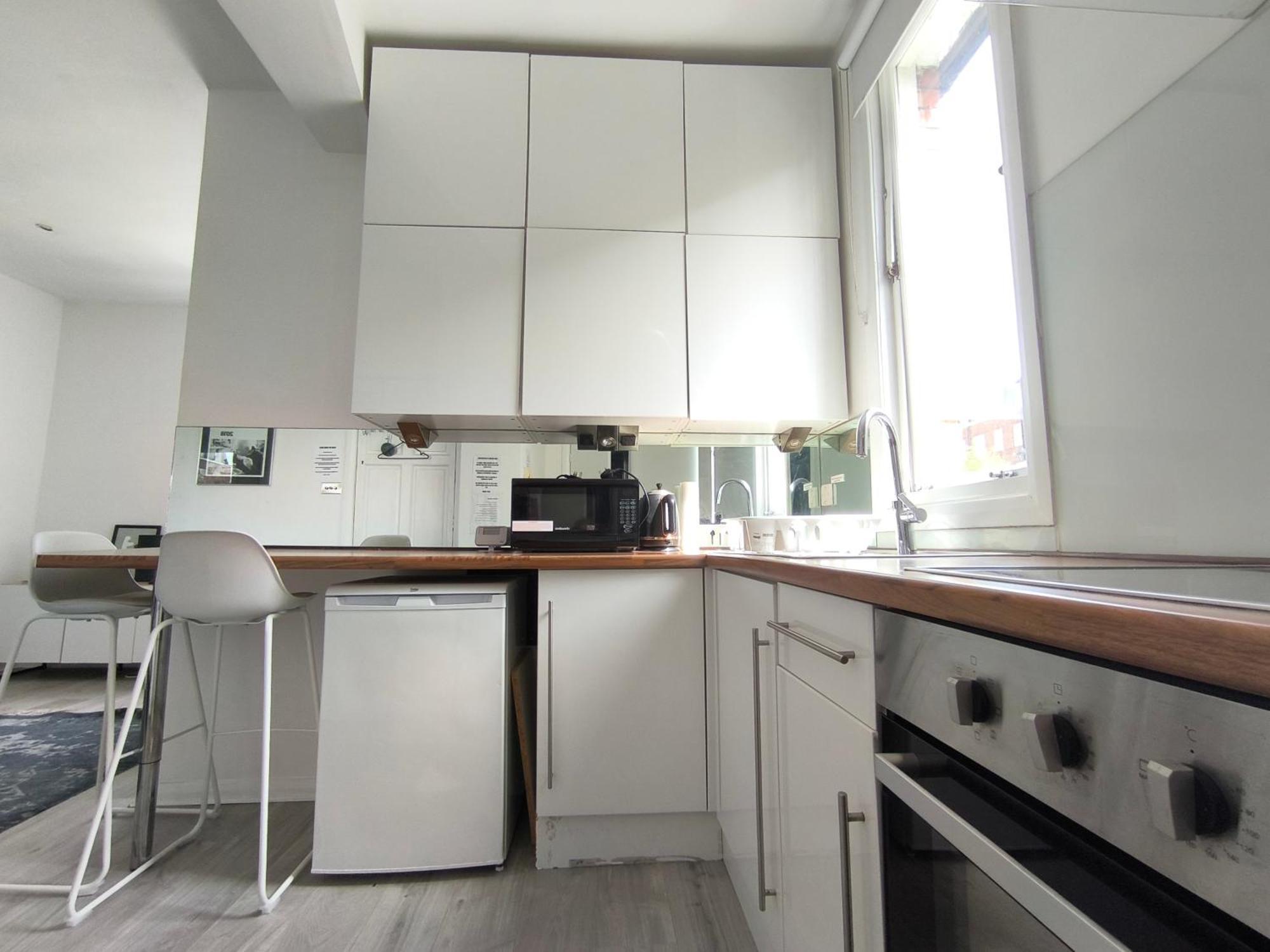 Bright Chiswick Apartment - Great Location London Exterior foto